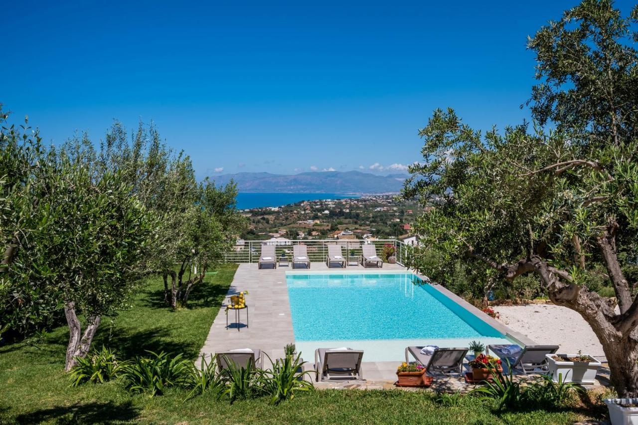 Villa Maria Con Piscina E Vista Mare Кастелламмаре-дель-Гольфо Екстер'єр фото