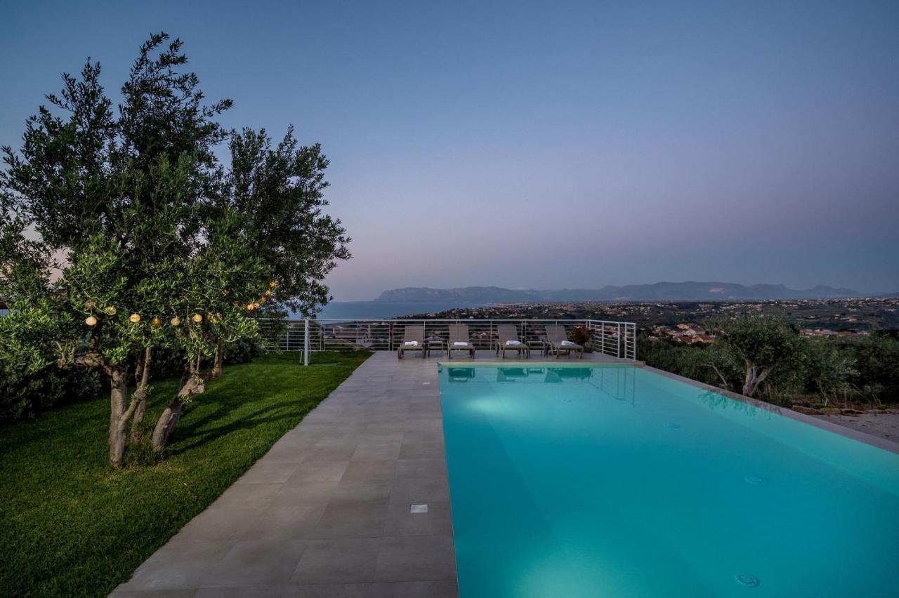 Villa Maria Con Piscina E Vista Mare Кастелламмаре-дель-Гольфо Екстер'єр фото