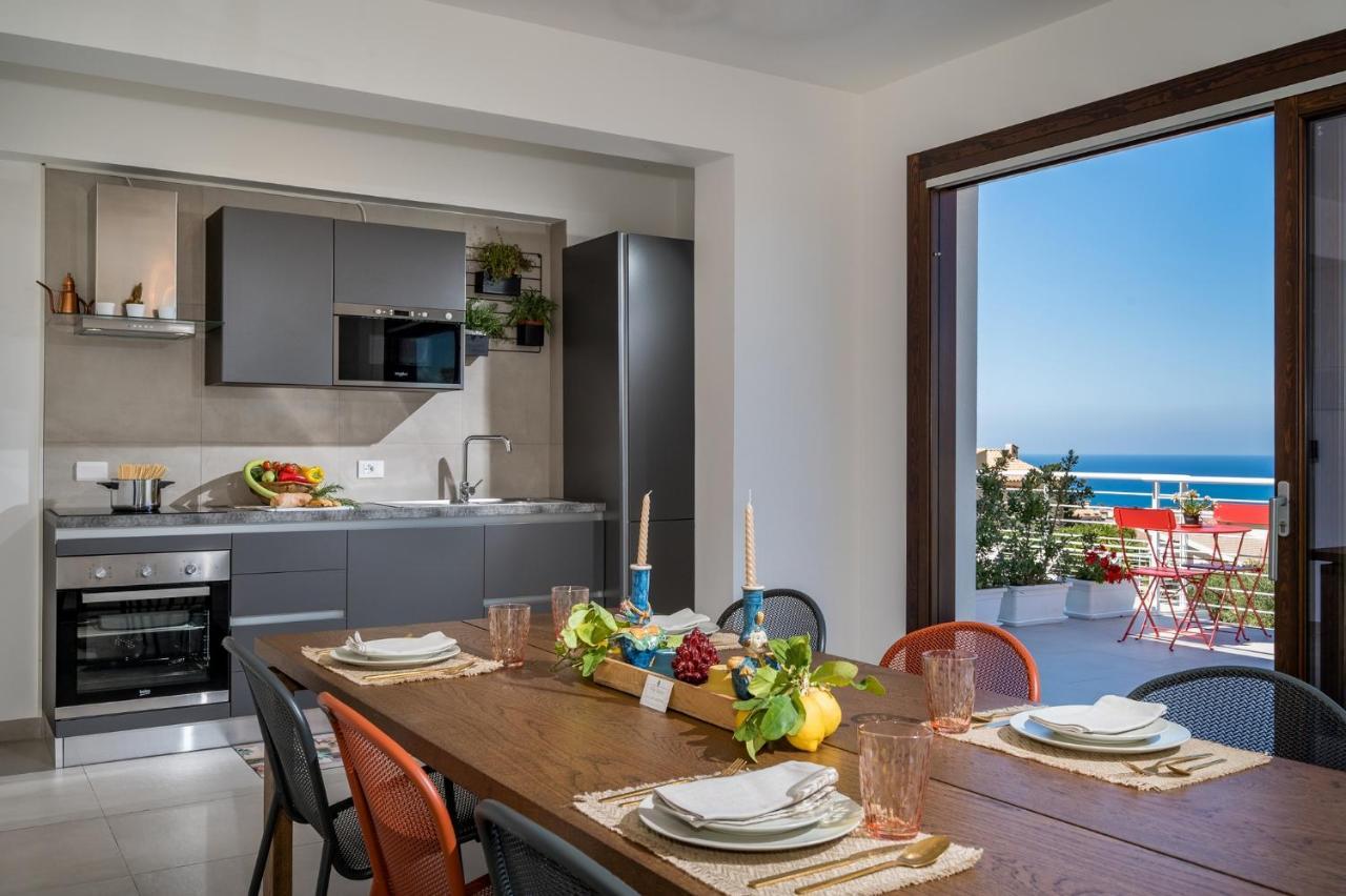 Villa Maria Con Piscina E Vista Mare Кастелламмаре-дель-Гольфо Екстер'єр фото